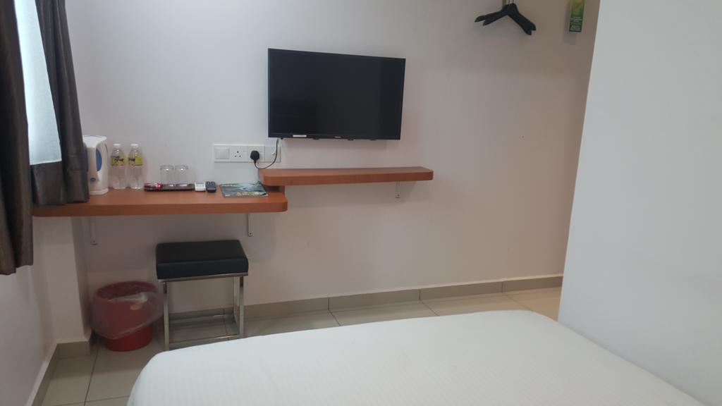 Dota Hotel Alor Setar Oda fotoğraf